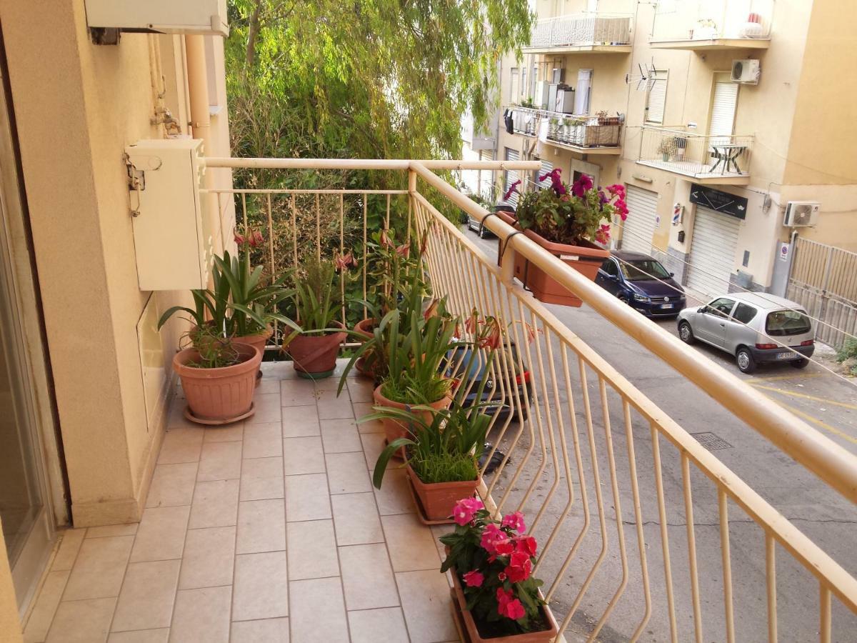 Nonna Lella'S House Apartment Agrigento Ngoại thất bức ảnh